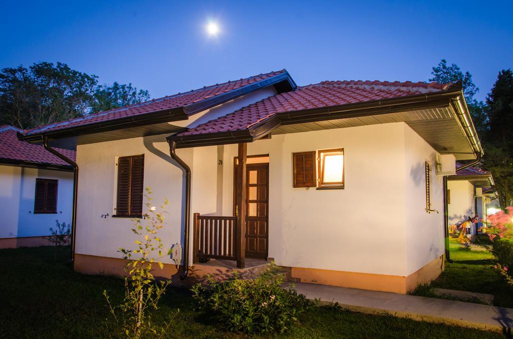 Htp Velika Plaza Ulcinj Otel Oda fotoğraf