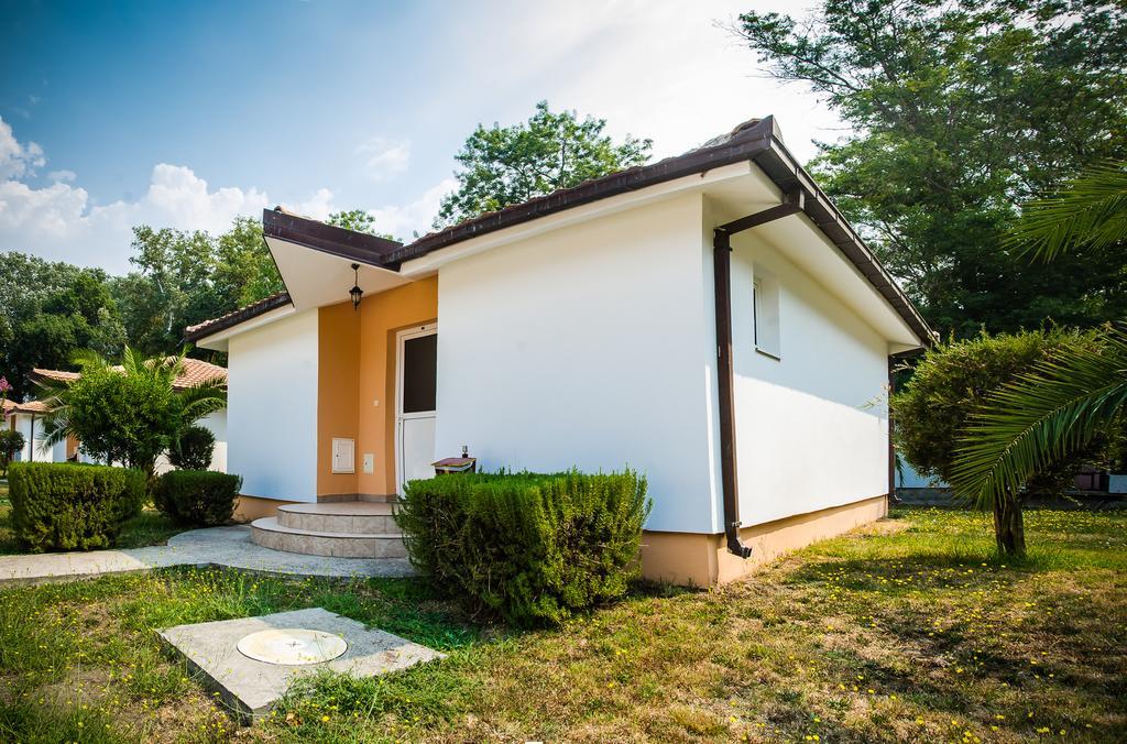 Htp Velika Plaza Ulcinj Otel Oda fotoğraf