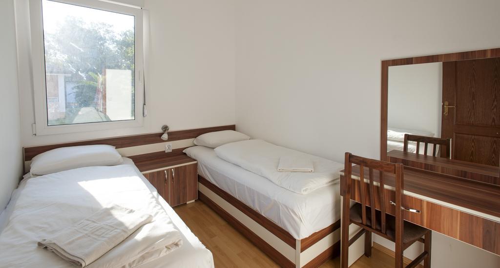 Htp Velika Plaza Ulcinj Otel Oda fotoğraf