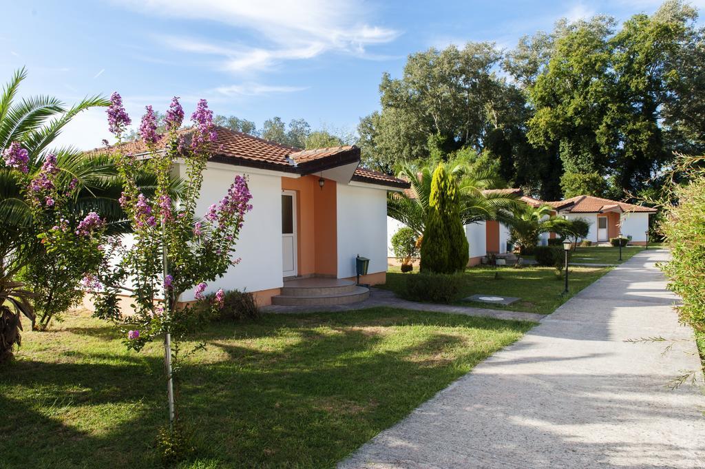 Htp Velika Plaza Ulcinj Otel Oda fotoğraf