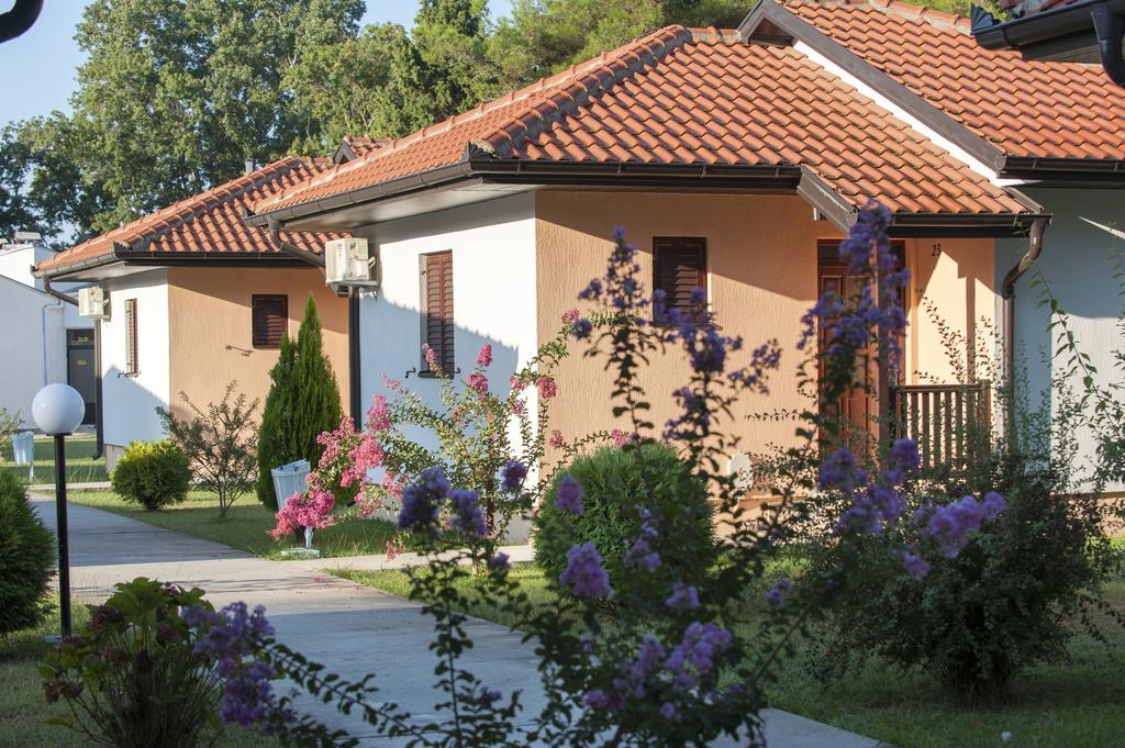 Htp Velika Plaza Ulcinj Otel Oda fotoğraf