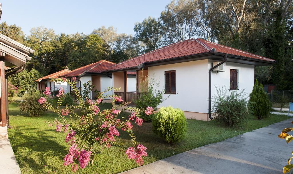 Htp Velika Plaza Ulcinj Otel Oda fotoğraf