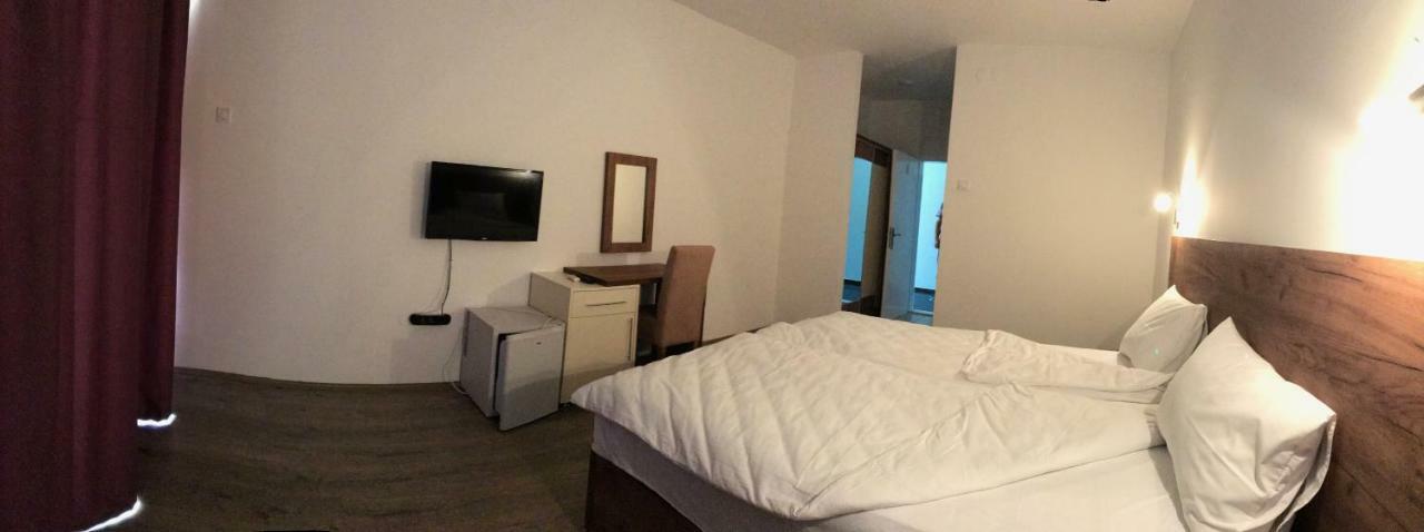 Htp Velika Plaza Ulcinj Otel Dış mekan fotoğraf